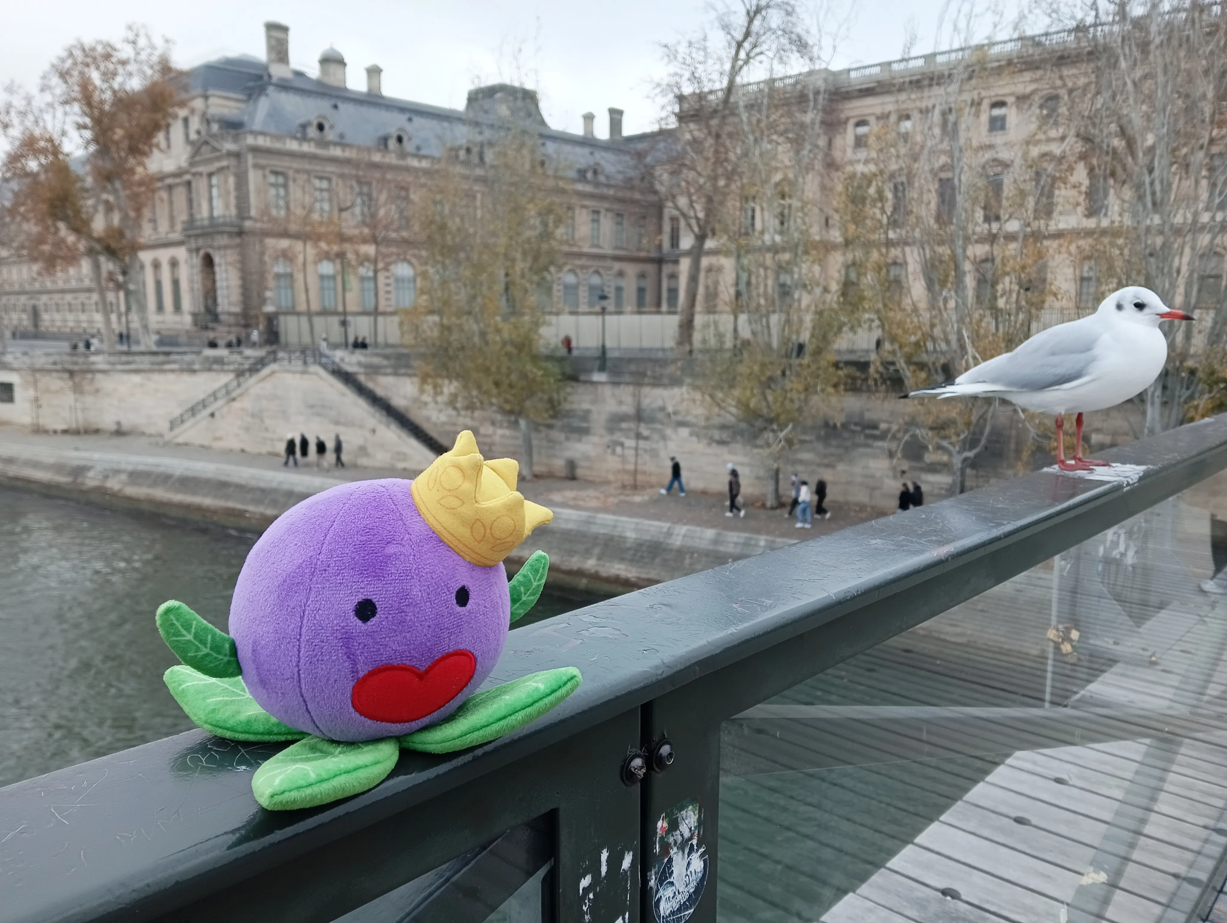 ルーブル美術館泥棒のイメージサムネイル画像